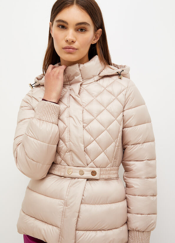 Cappotti Liu Jo Con Cappuccio, Eco-Friendly Gilet Donna Rosa Chiaro | ABI-403827